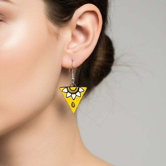 Golden Bloom Crown Triangles