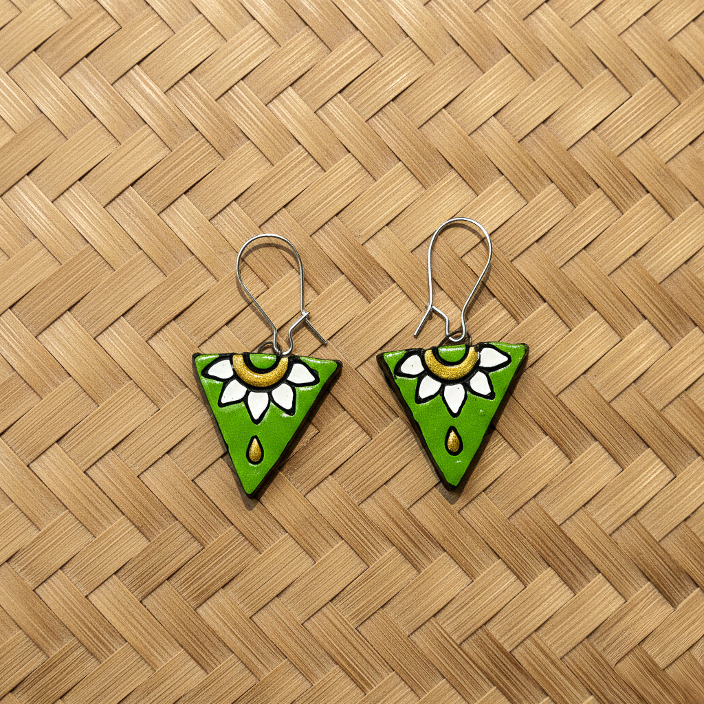 Meadow Bloom Crown Triangles