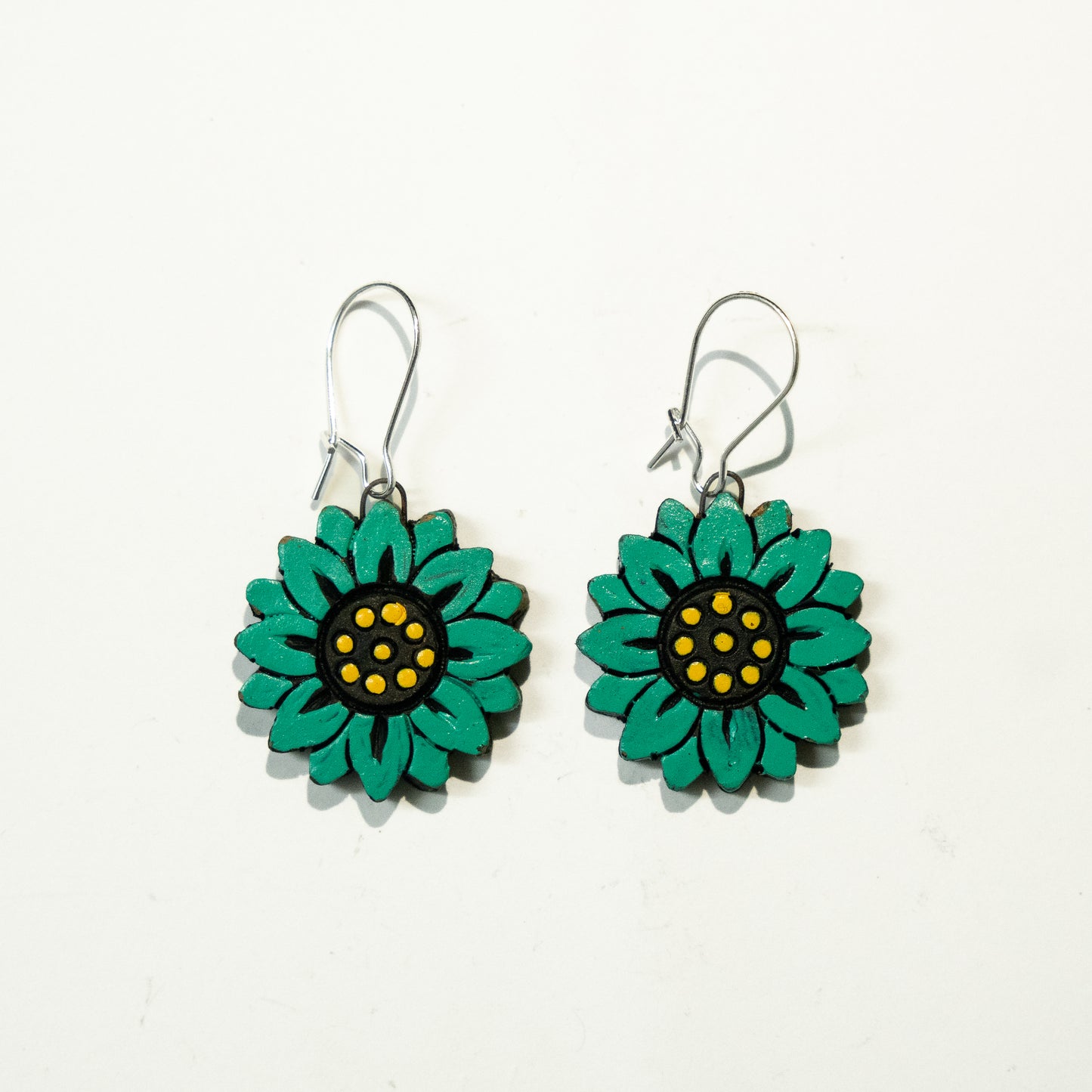 Yellow Dot Green Blooms